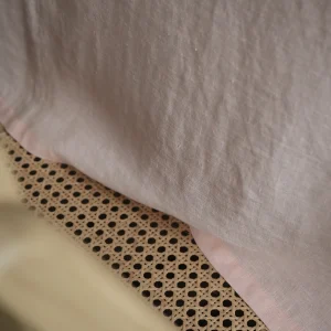 Льняная скатерть персиковая 140х240 см