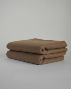 Льняная скатерть карамельная, 140х180 см