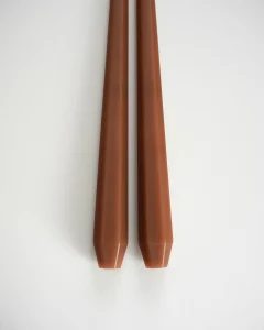 Свечи граненые темная карамель, 2 шт