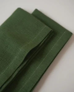 Салфетки зеленые с золотой строчкой, 2 шт