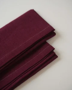 Салфетки бордовые с золотой строчкой, 2 шт