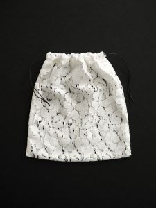 Мешочек из итальянского кружева