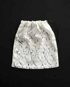 Мешочек из итальянского кружева