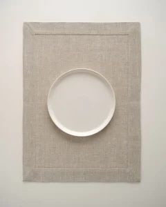 Плейсмат из жаккардового льна бежевый