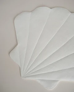 Плейсмат в виде ракушки белый