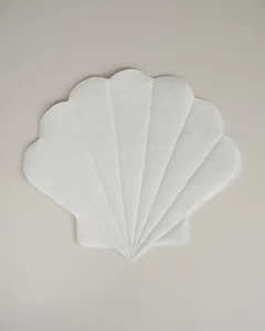 Плейсмат в виде ракушки белый
