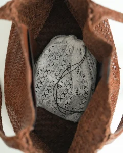 Мешочек из итальянского кружева